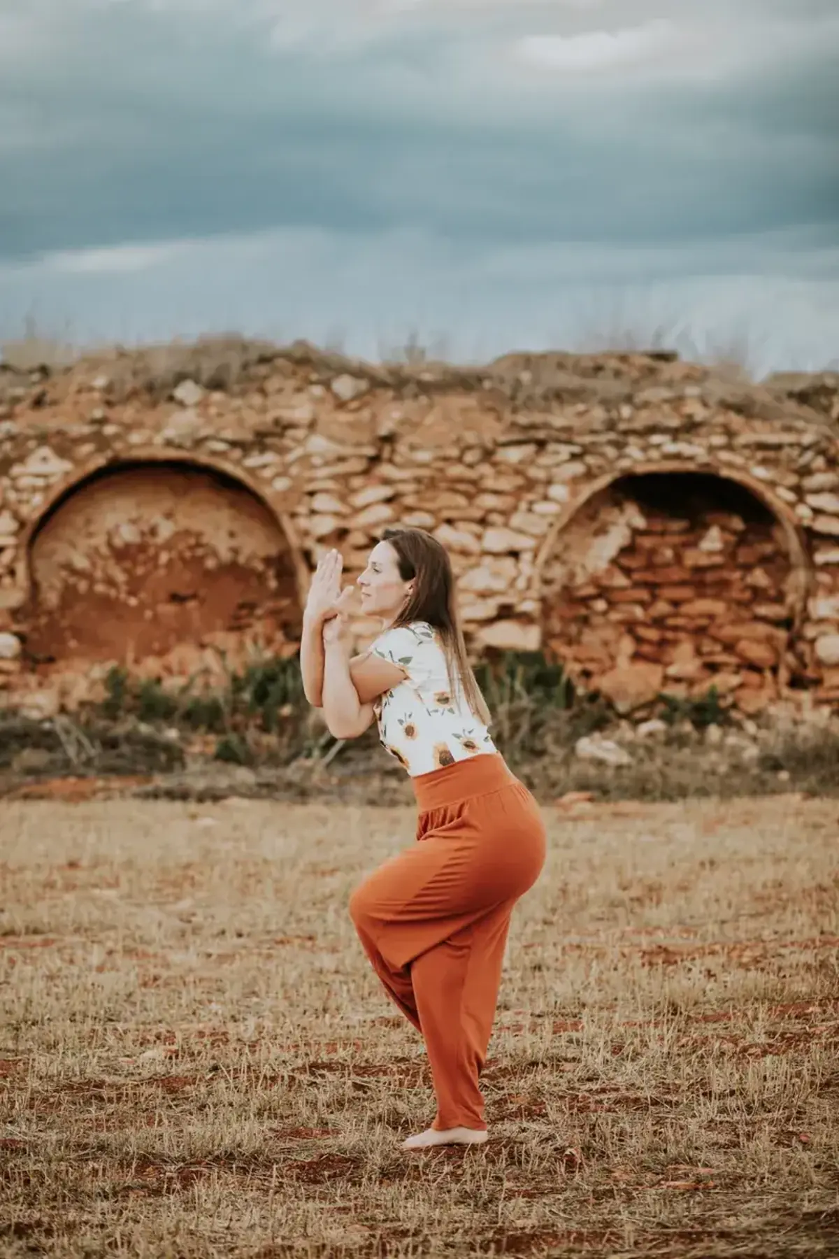 Clase de yoga en Yoga Sunflower Studio - postura de equilibrio
